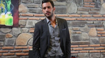 Кадр из Любовь напрокат 1 сезон 16 серия