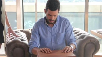 Кадр из Любовь напрокат 1 сезон 3 серия