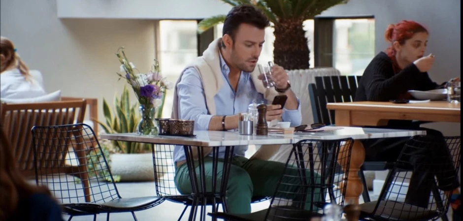 Кадр из Любовь напрокат 1 сезон 1 серия