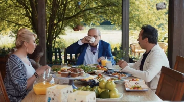 Кадр из Любовь напрокат 1 сезон 1 серия